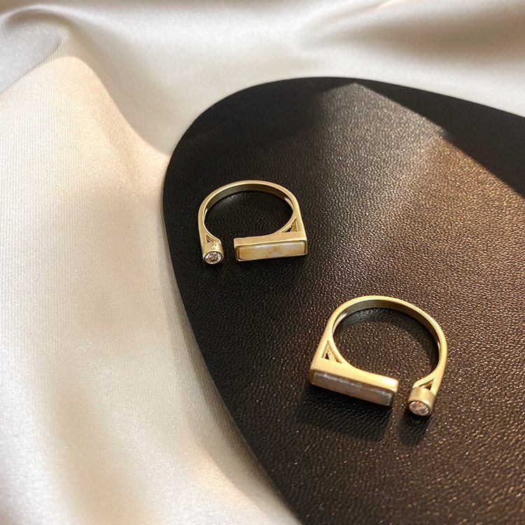 Vintage niche design zircon marble ring - Image 3