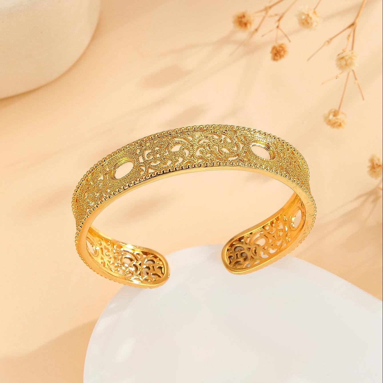 1pcs Luxury Style Gold Bracelet Hollowed Out Lace Flower Design Wedding Gold Jewelry - Image 7