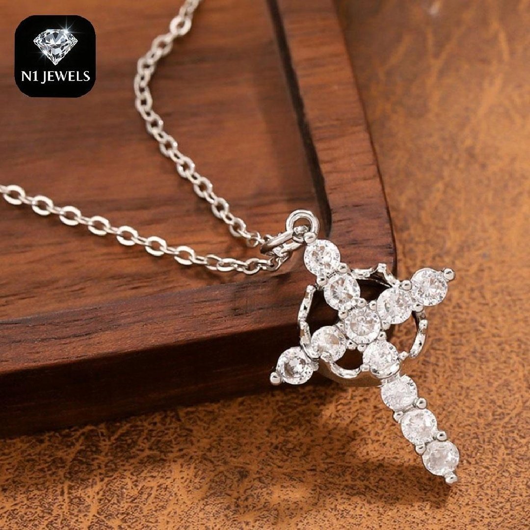 Christian Religious Symbola Drop Classic Crown & Cross Pendant Choker Easter Necklace For Women & Men & Girls Pretty Crown Cross Necklace For Daily Party Clothing Decor Trendy All-match & Exquisite Je - Image 3